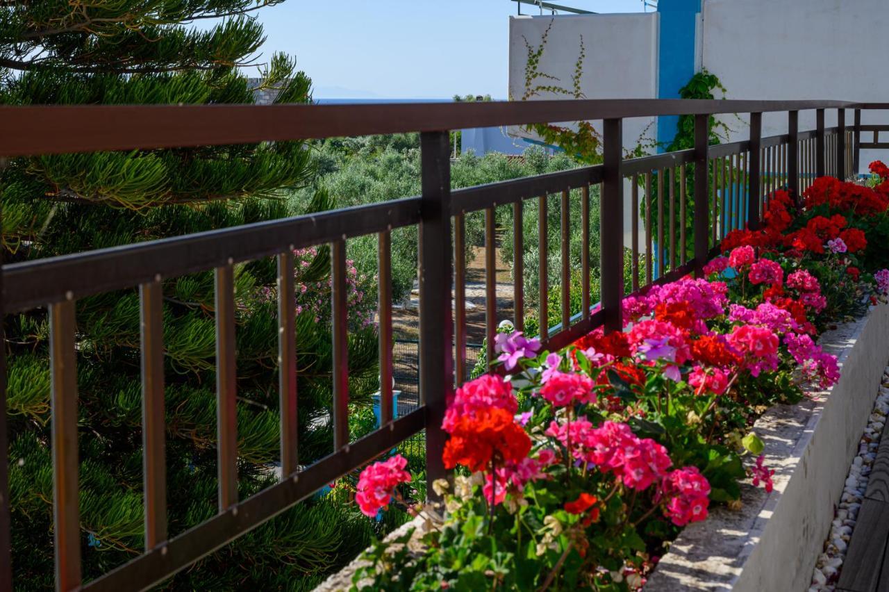 5 Meters From The Beach Villa ครานี ภายนอก รูปภาพ